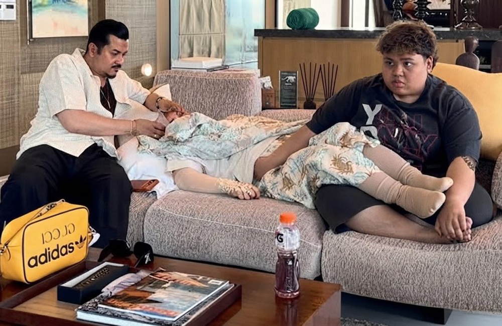 Image from: Fazley Yaakob Mohon Maaf Video Urut Datuk Seri Vida Undang Kurang Senang Ramai