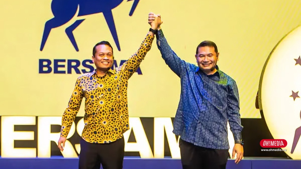 nik nazmi