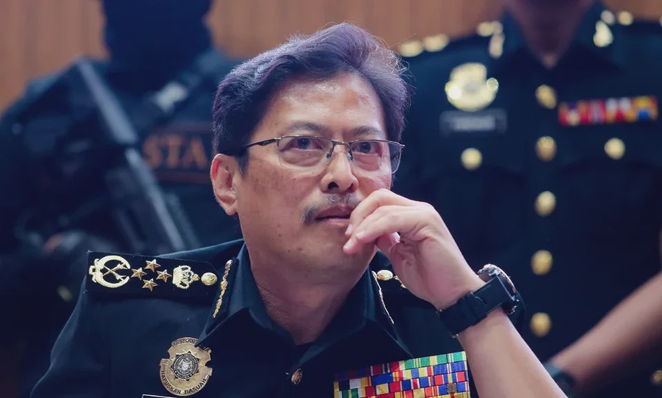 Image from: Dana 1MDB akan terus diburu! Azam Baki komited walau tinggal 2 minggu di SPRM