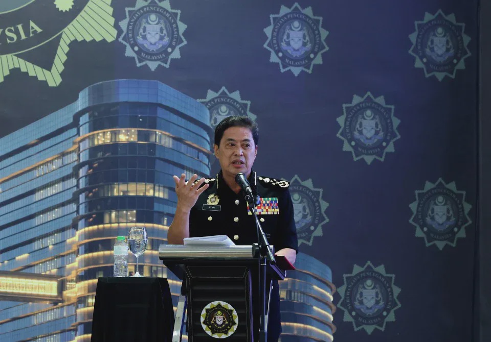 Image from: Warga SPRM wajib isytihar jika sertai NGO, elak konflik kepentingan – Azam Baki