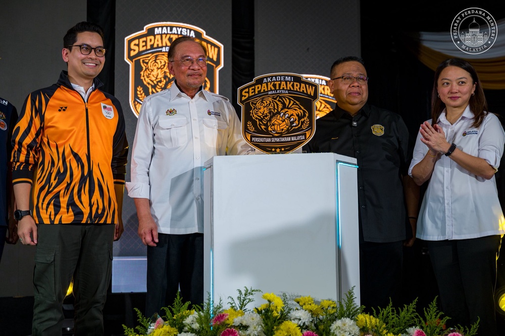 Image from: PM Anwar peruntuk RM2 juta! Mahu sepak takraw diperluas & dimartabat sebagai sukan warisan