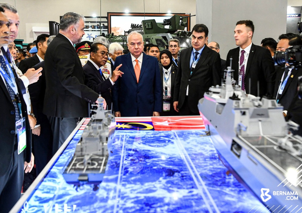 Image from: Penutupan Selat Hormuz jejaskan bekalan global, tingkat tekanan ekonomi negara ASEAN – Sultan Nazrin