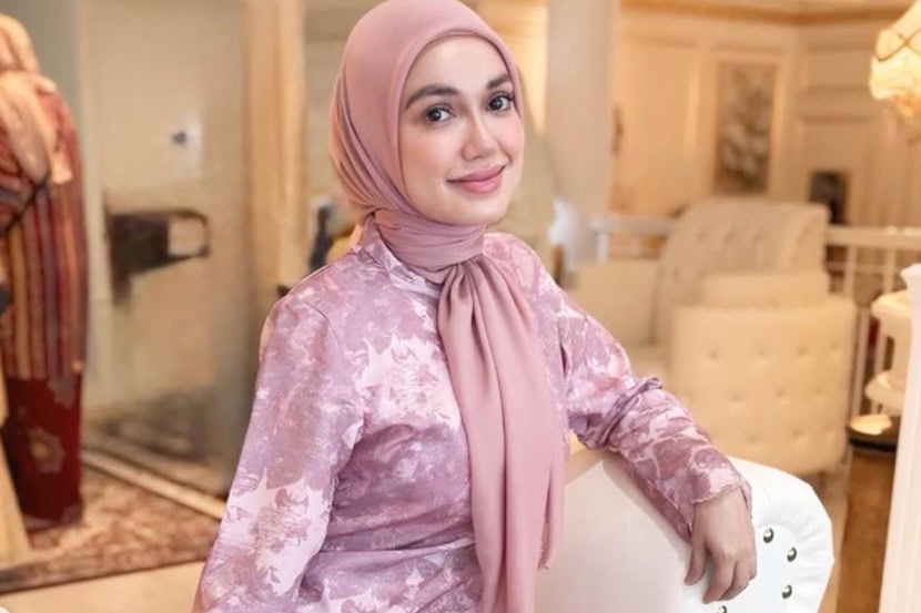 Image from: Sambut raya bersama, Puteri Sarah akui berbaik dengan bekas suami – “Masing-masing dah move on”