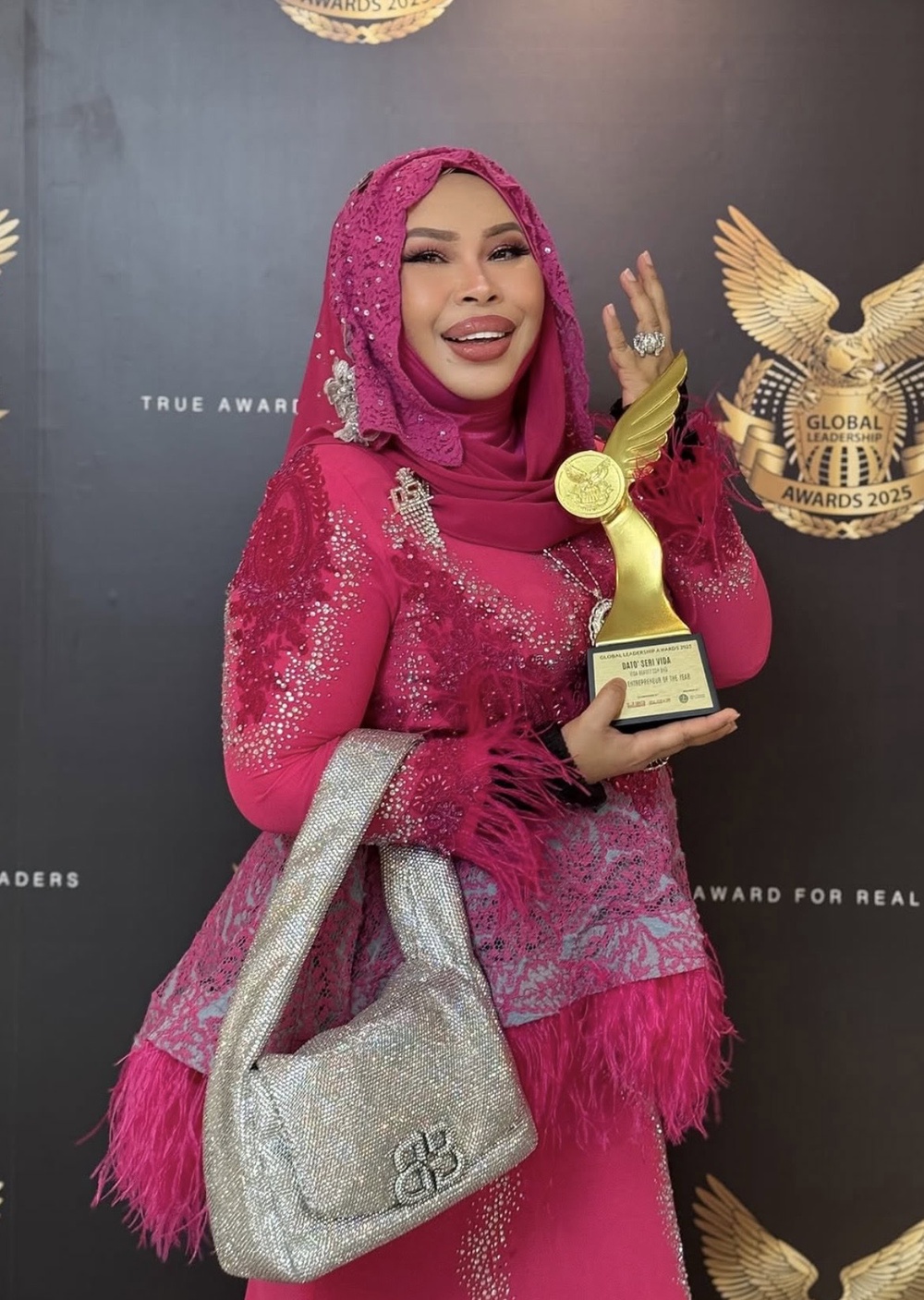Image from: DSV imbas detik sukar, korban fizikal dan emosi demi ‘freeze’ telur – “Saya dah…”