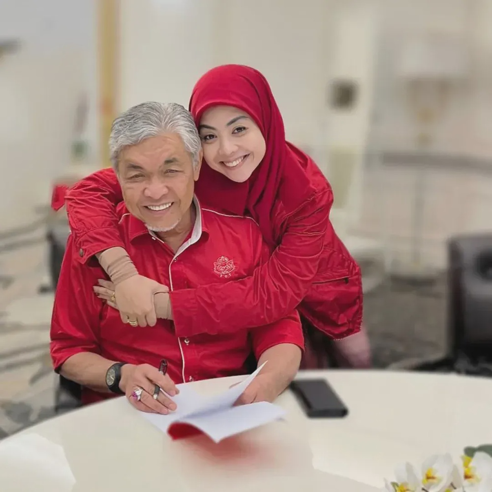 Image from: Dididik seperti anak lelaki, Nurulhidayah tetap bawa identiti sendiri.. tak guna ‘cable’ Zahid Hamidi!