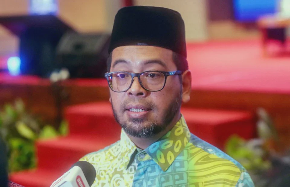 Image from: Menteri Agama kagum kisah baiki motosikal tanpa bayaran -“Ini dakwah sebenar”