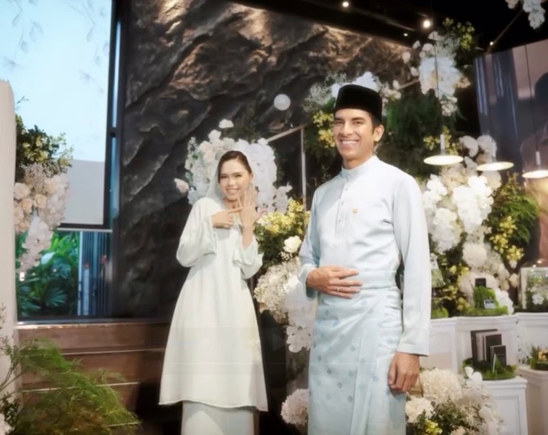 Image from: “Dia boleh ajar saya menari, dia tak perlu join politik” -Syed Saddiq selesa tunang teruskan kerjaya