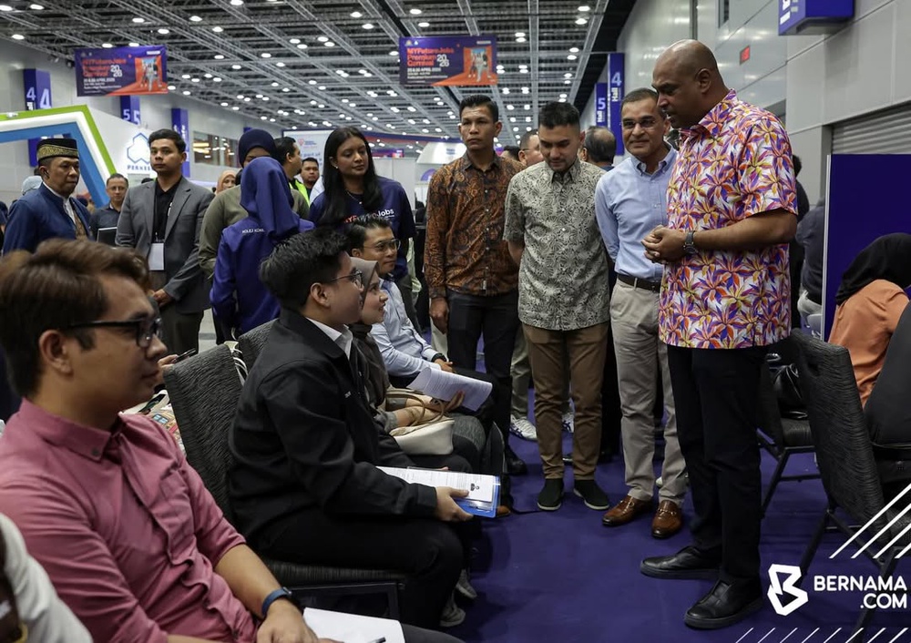 Image from: KESUMA perkasa pekerjaan berkualiti, gaji lebih baik selari dapatan Bank Dunia