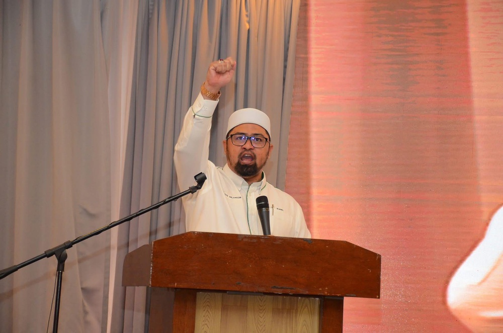 Image from: Hina sahabat Rasulullah? Nik Zawawi perlu bertaubat – Pemuda PAS Selangor