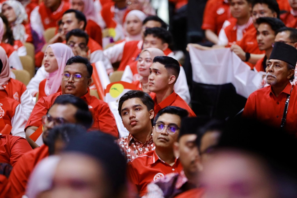 Image from: Ammar Ahyan ramai peminat! Dipuji tinggi adab, ada aura pemimpin