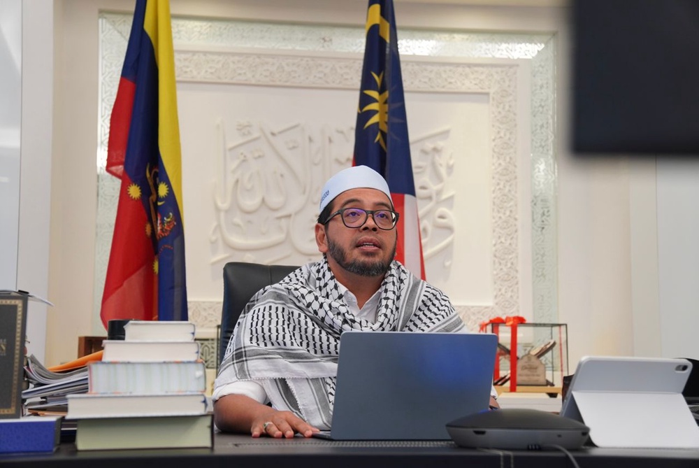 Image from: Menteri Agama gesa umat Islam jauhi hiburan melalaikan -“Hindari maksiat, banyakkan ibadat”