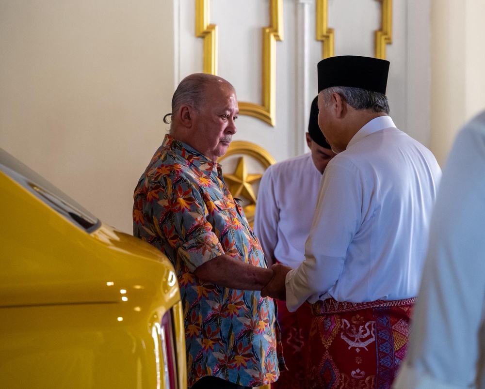 Image from: Isu PRN Johor tak dibincangkan dalam pertemuan bersama Agong, Tunku Ismail – Ahmad Zahid