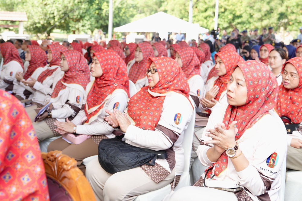 Image from: Bukan sekadar pertahanan negara! MINDEF perkasa pembangunan ekonomi keluarga tentera