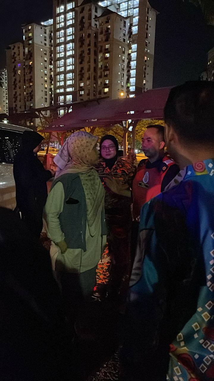 Image from: Stor SMK Putrajaya Presint 14 (1) terbakar, Fadhlina umum bantuan RM100,000 disalurkan segera
