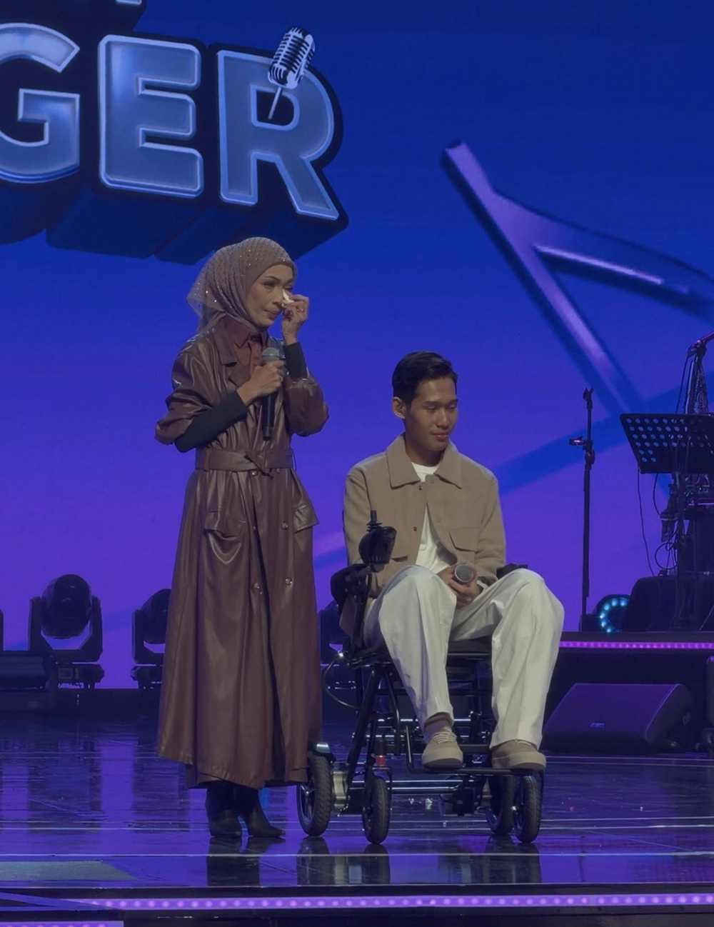 Image from: Dia nak berduet dengan arwah abang, kalau masuk bertanding – Amyza Adnan