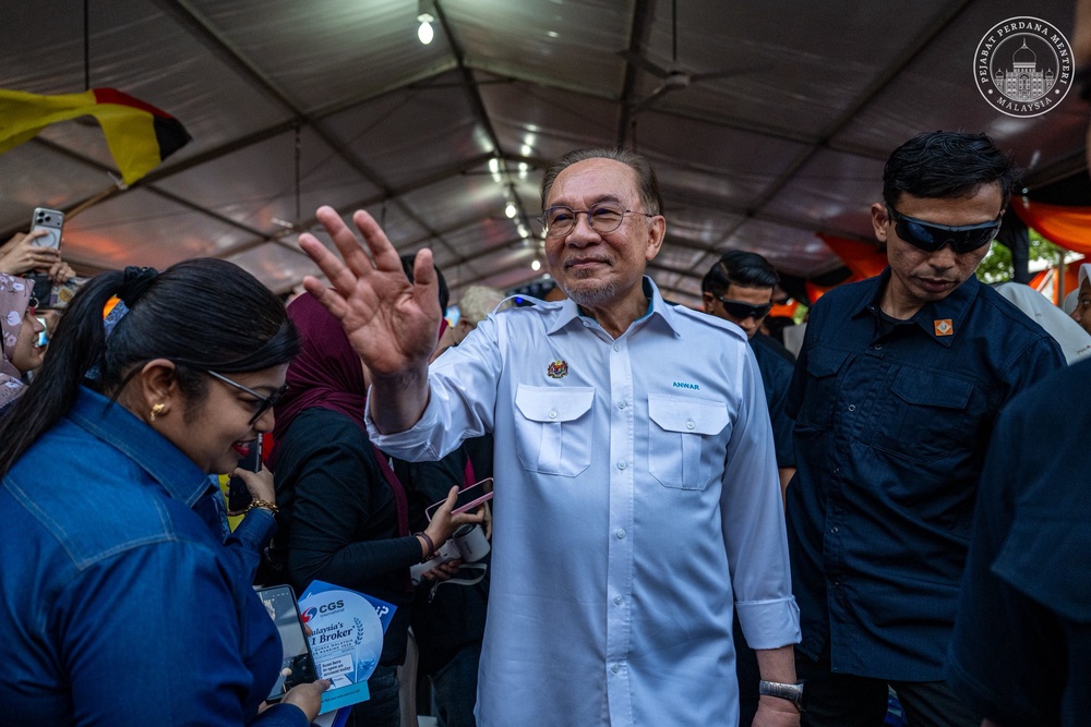 Image from: Anak muda bebas beri teguran kepada kerajaan, tapi perlu dengan ilmu & akhlak -PM Anwar