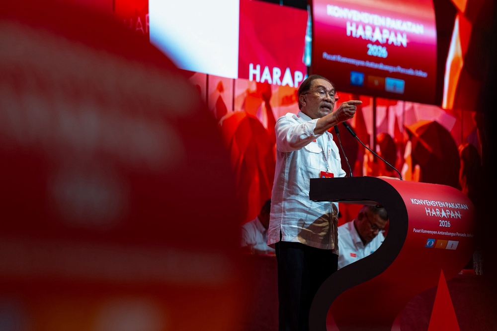 Image from: Menteri rompak kekayaan negara? PM Anwar cabar dakwaan, minta kemuka bukti!