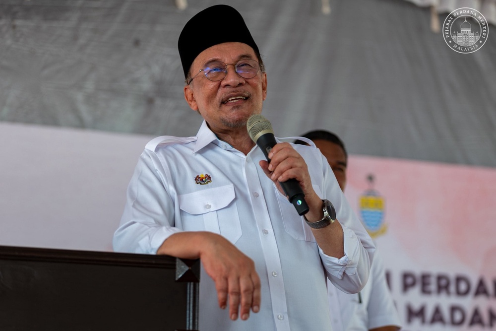 Image from: ‘Pulang’ ke Parlimen Permatang Pauh, PM Anwar agih 260 ekor lembu sempena Aidiladha