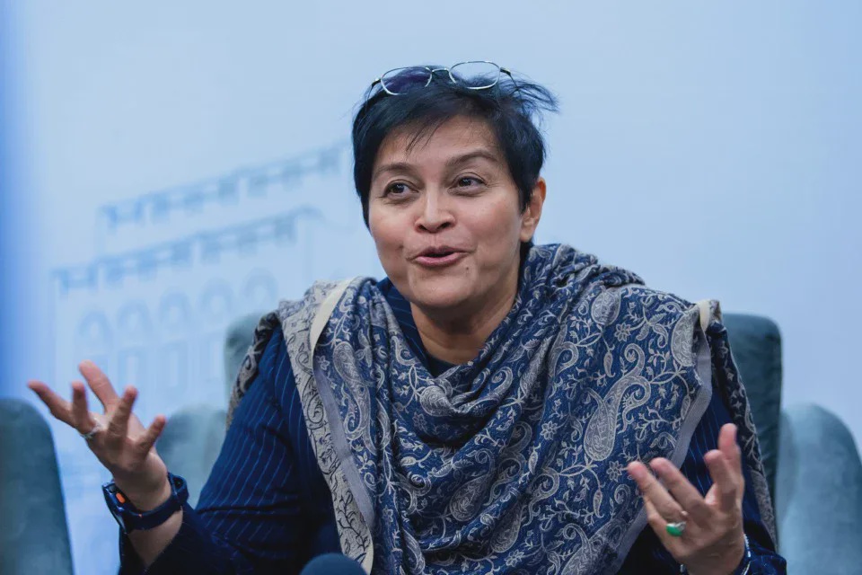 Image from: Azalina minta Ahli Parlimen jangan sewenang-wenang kosongkan kerusi – “Kasihanlah rakyat”