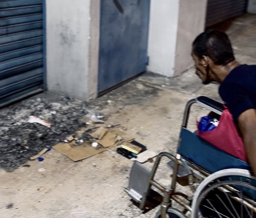 Image from: Rumah kotak dibakar, NGO kecewa nasib gelandangan terpinggir… sikap masyarakat semakin hilang nilai insan