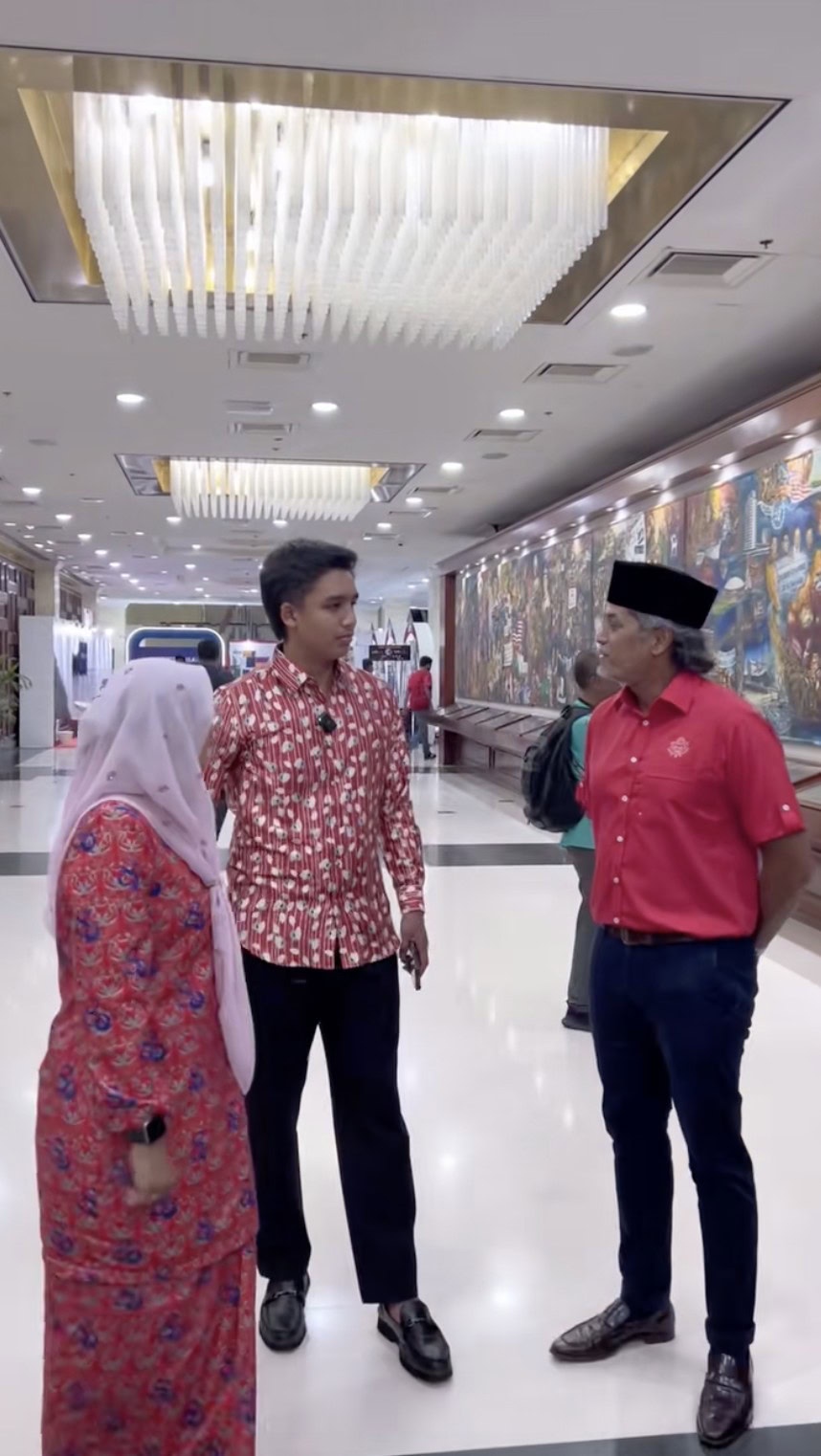 Image from: Ammar Ahyan ramai peminat! Dipuji tinggi adab, ada aura pemimpin