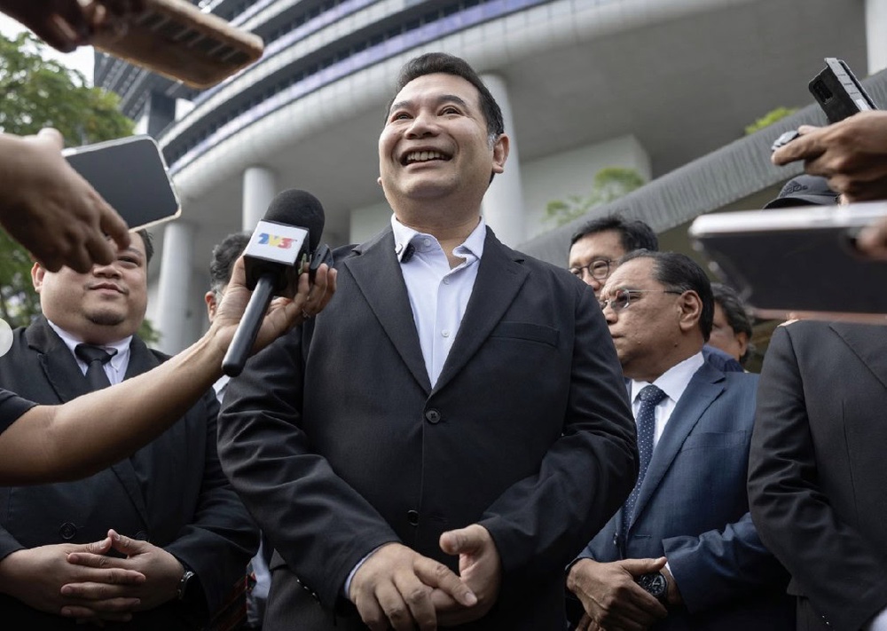 Image from: Kes pelaburan RM1.1 biliion: Rafizi akui tiada apa disembunyikan, enggan ulas lanjut