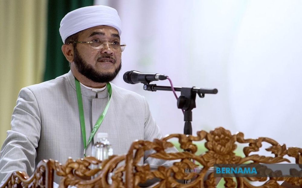 Image from: Hina sahabat Rasulullah? Nik Zawawi perlu bertaubat – Pemuda PAS Selangor