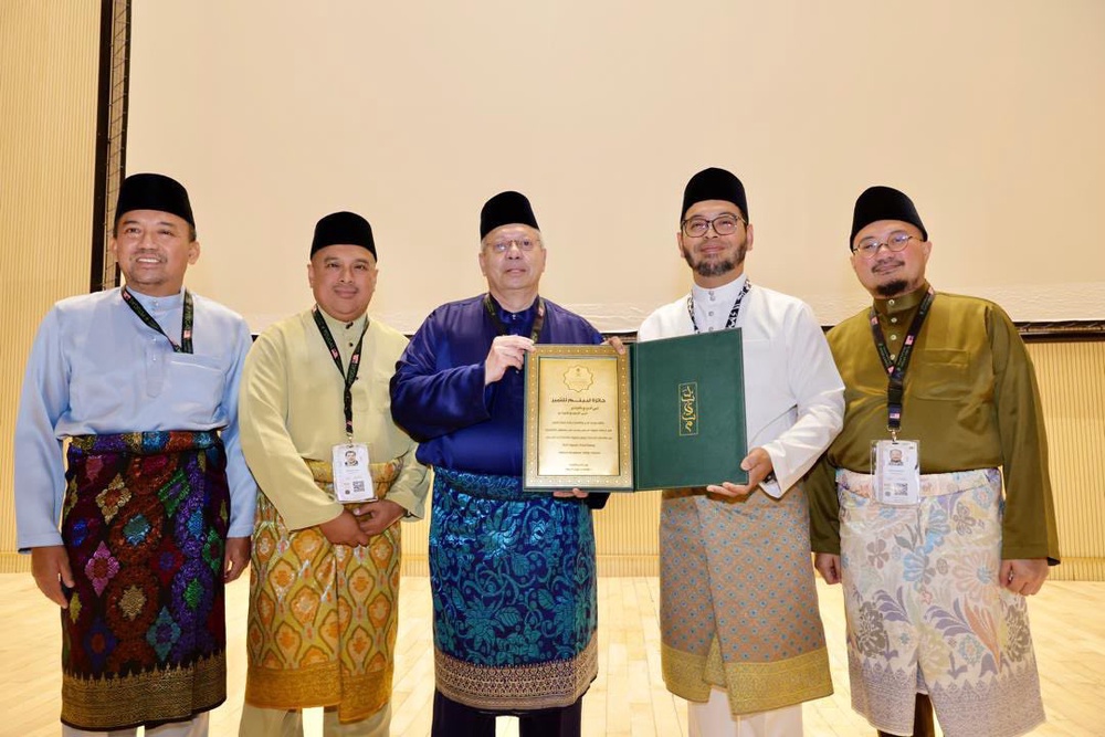 Image from: Dua tahun berturut-turut! Sultan Selangor zahir ucapan tahniah, Tabung Haji raih Labaytum Diamond Award