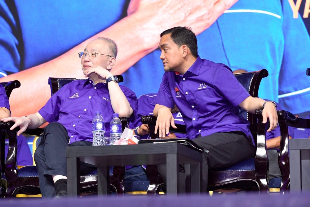 Image from: Tolak DAP bukan rasis. DAP bukan kaum, ia parti politik -Presiden MCA