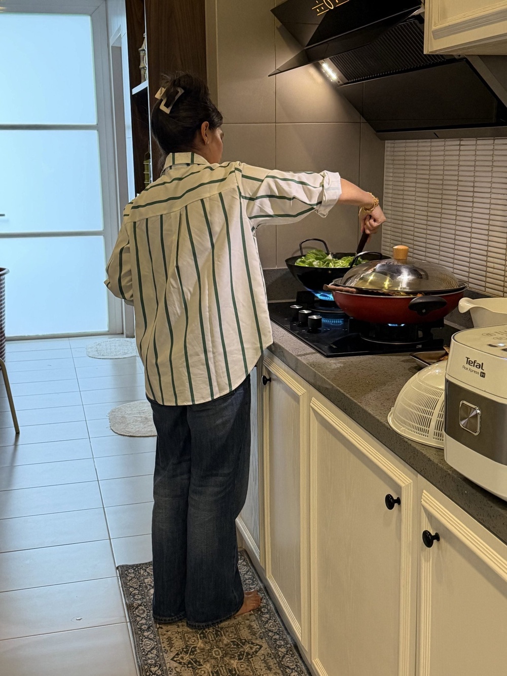 Image from: Rajin masak untuk mentua, Elisya Sandha dipuji netizen – “Menantu dan mentua dari syurga”