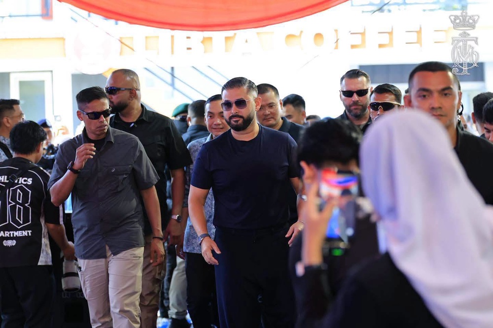 Image from: “Kita ramai ‘Hollywood’, paling ‘Hollywood’ sekali yang dekat Muar” -TMJ
