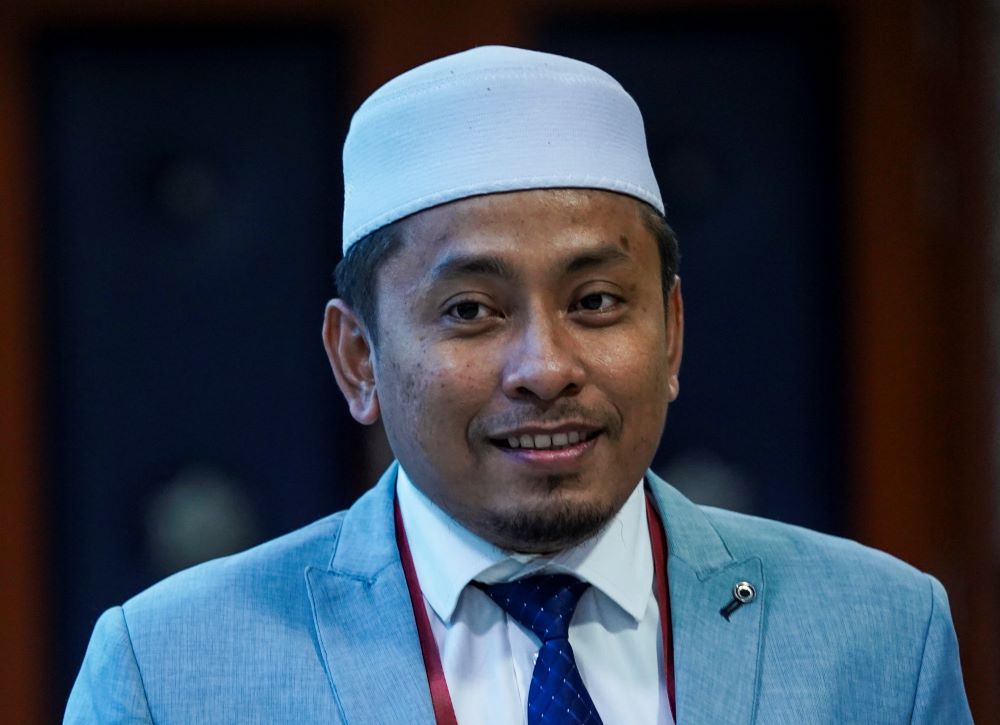 Image from: PAS ‘cerai’ BERSATU, namun beri isyarat kekal dalam PN -Fadhli Shaari