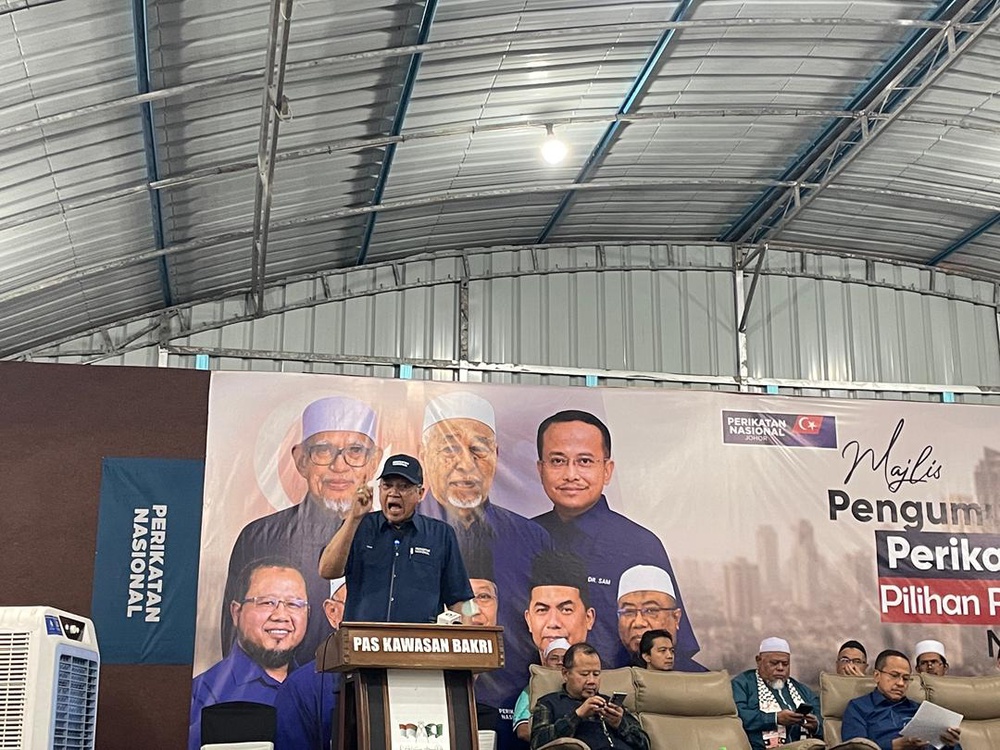 Image from: Annuar Musa tawar jalan penyelesaian pelbagai masalah di Johor – “Beri mandat kepada PAS”