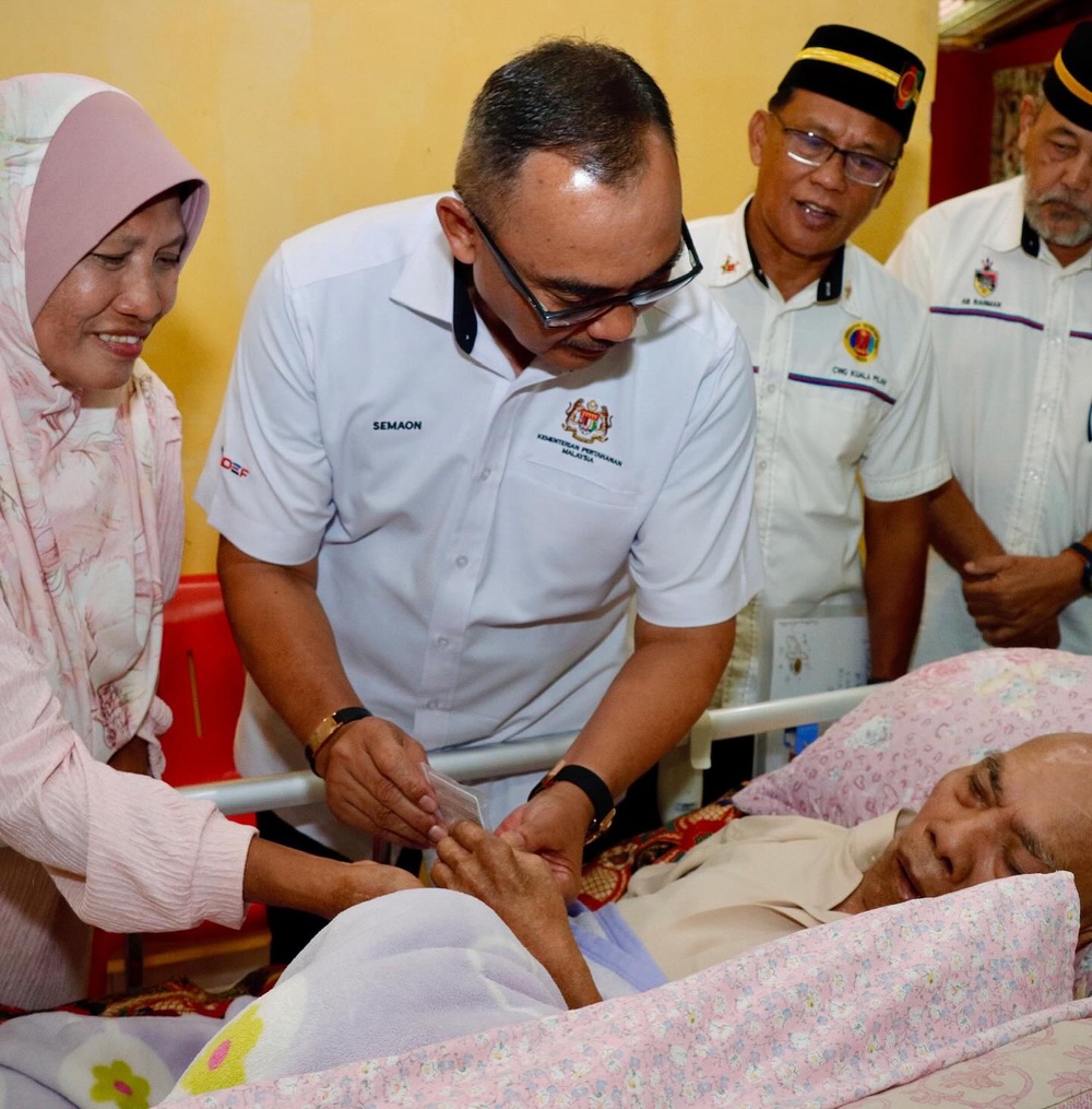 Image from: Tanggal uniform bukan penamat! KP JHEV dedah apa manfaat menanti veteran ATM