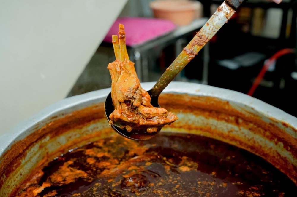 Image from: Dari gerai ke restoran dikenali! Capati lembut warisan ayah jadi inspirasi