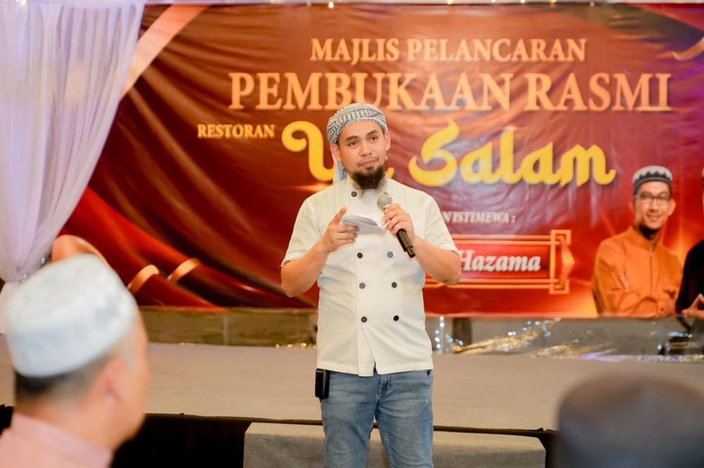 Image from: Dari gerai ke restoran dikenali! Capati lembut warisan ayah jadi inspirasi