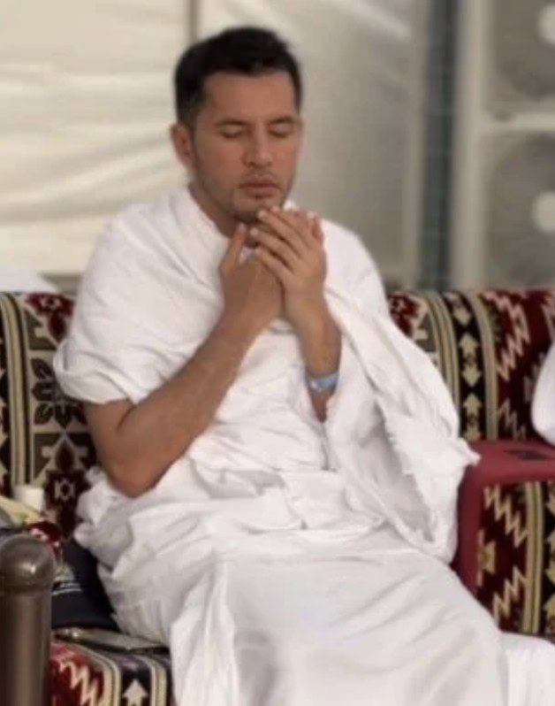 Image from: Aliff Syukri terima pujian, bawa 60 orang staf tunai umrah – “Seronok bos macam ni”