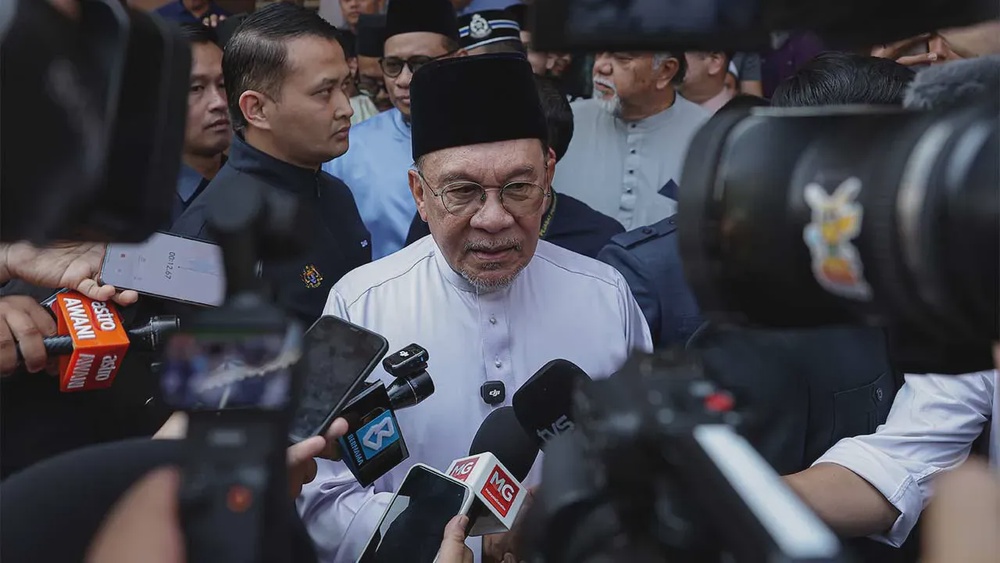 Image from: Tindakan tegas menanti! Pelarian perlu patuh, jangan langgar undang-undang negara – PM Anwar