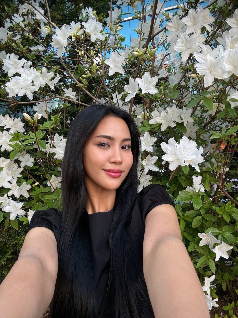 Image from: Tak selesa berkemban, Siti Khadijah minta produksi sediakan kardigan