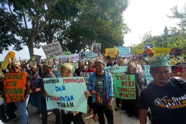 Image from: Tanah Orang Asli dirampas? JAKOA nafikan dakwaan, tegas tiada tanah diwartakan terjejas!