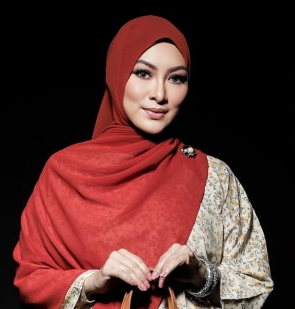 Image from: “Baik minta cerai kalau tak serasi daripada gaduh berbunuh” – Abby Abadi kongsi tips rumah tangga
