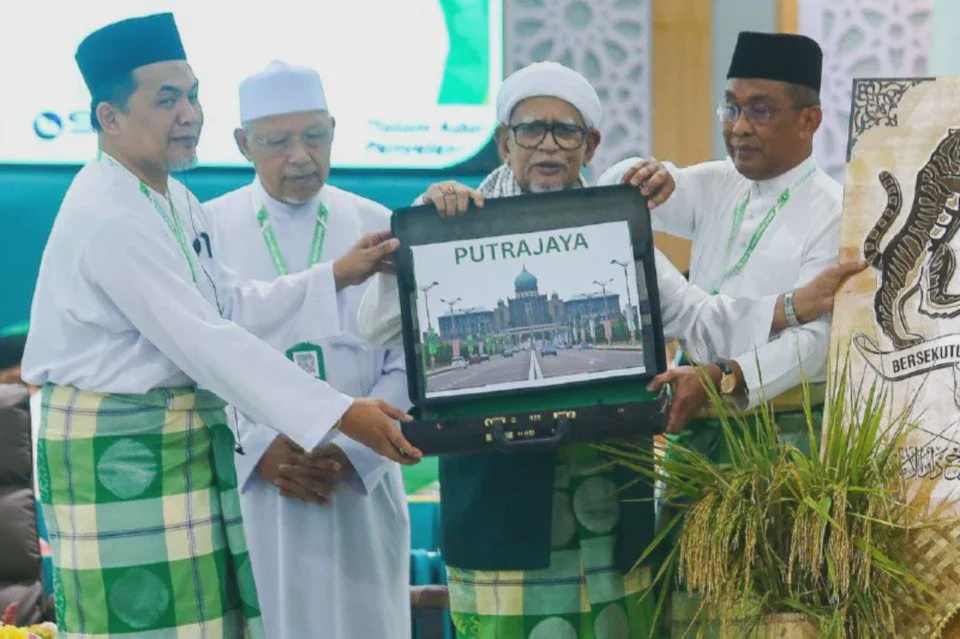 Image from: Beri laluan PAS terajui jawatan PM, kata bekas MKT UMNO