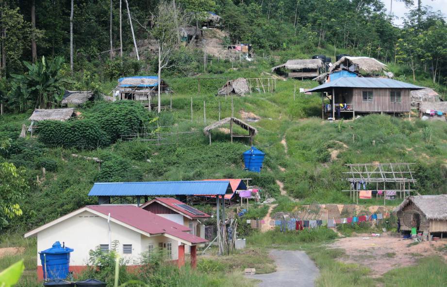 Image from: Kerajaan terus prihatin kebajikan Orang Asli, isu tanah adat tertakluk bidang kuasa negeri