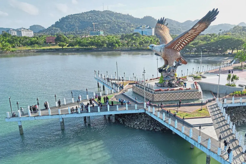 Image from: Langkawi bukan Bali atau Phuket! Sultan Kedah titah pembangunan berteraskan identiti sendiri
