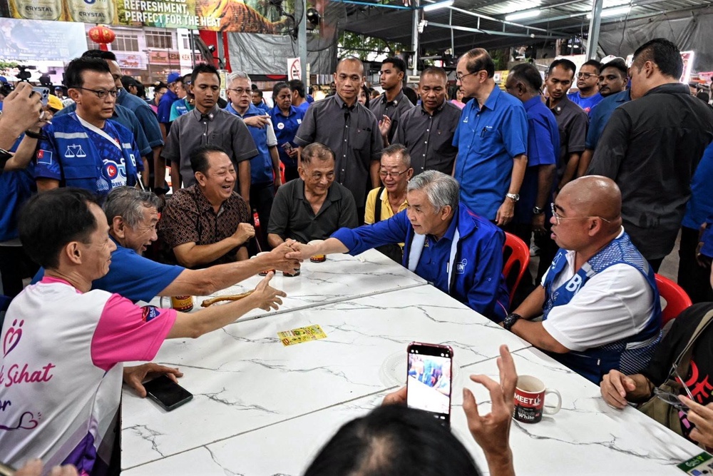 Image from: Zahid yakin gelombang pengundi Cina kali ini berpihak kepada BN