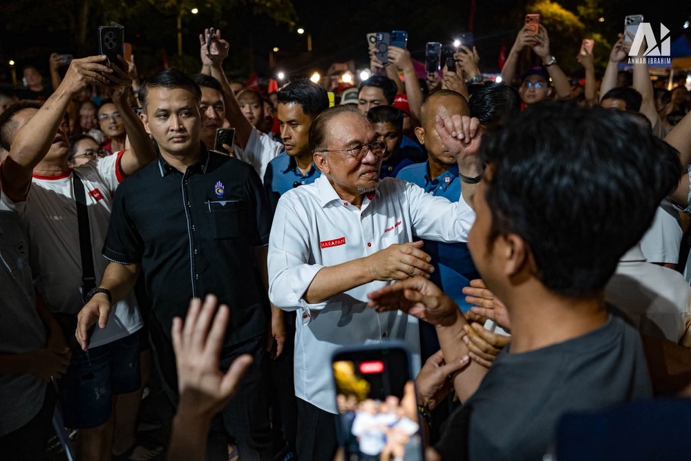 Image from: Anwar rayu rakyat beri peluang, beri PH berkhidmat di Johor