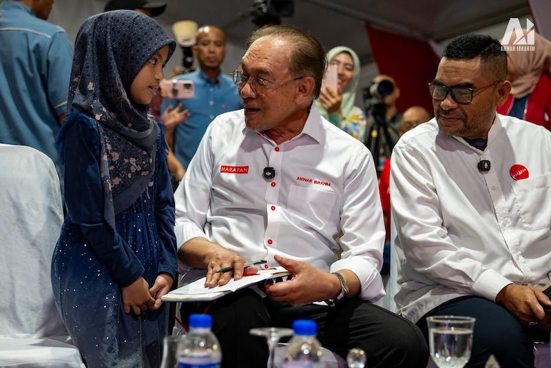 Image from: PRN Johor: Kehadiran Anwar bantu kempen dapat sambutan luar biasa – Fahmi