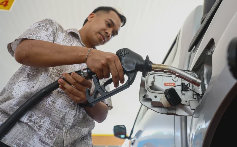 Image from: Kuota BUDI Diesel naik! Pemilik jip & trak pikap kini boleh nikmati 300 liter sebulan… semak kelayakan di sini