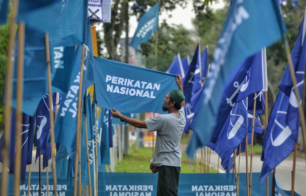 Image from: Ahmad Maslan tegaskan BN bebas atur strategi politik di peringkat negeri – “PN tidak akan telan kita”