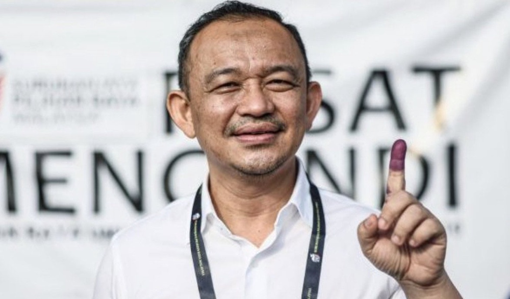 Image from: “Mulai saat ini, saya adalah pekerja anda” – Dr Maszlee terima amanah rakyat Puteri Wangsa